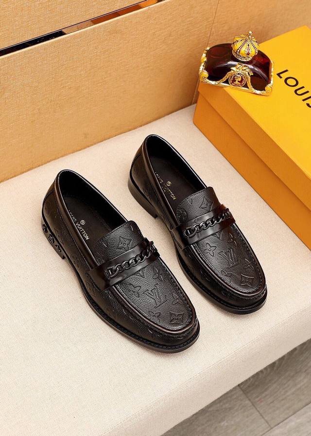 Product Trademark: Louis Vuitton Casual Leather Shoes Standard Sizes: 39-44 38.4