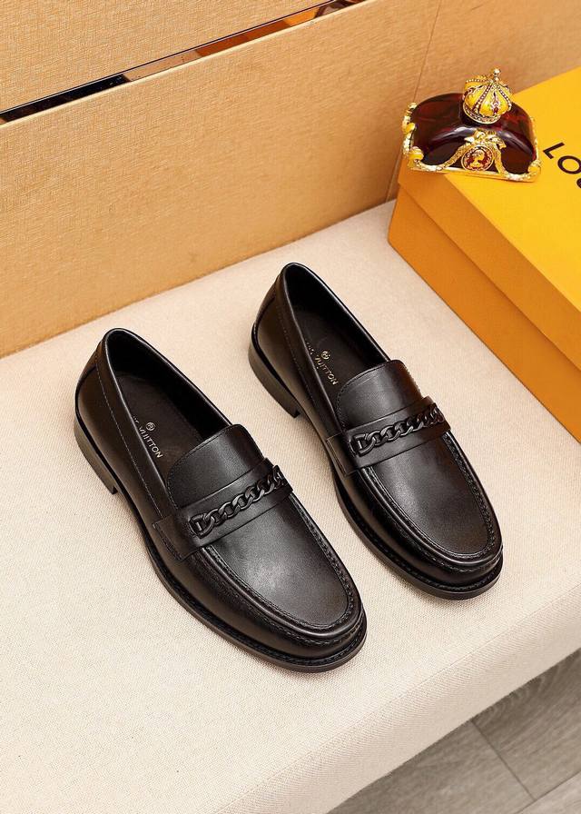 Product Trademark: Louis Vuitton Casual Leather Shoes Standard Sizes: 39-44 38.4