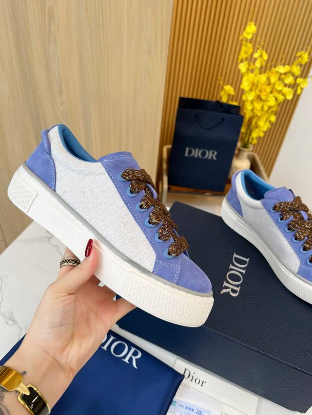 High-version B33 sneakers, in cream jacquard fabric with sky blue high-mercerize