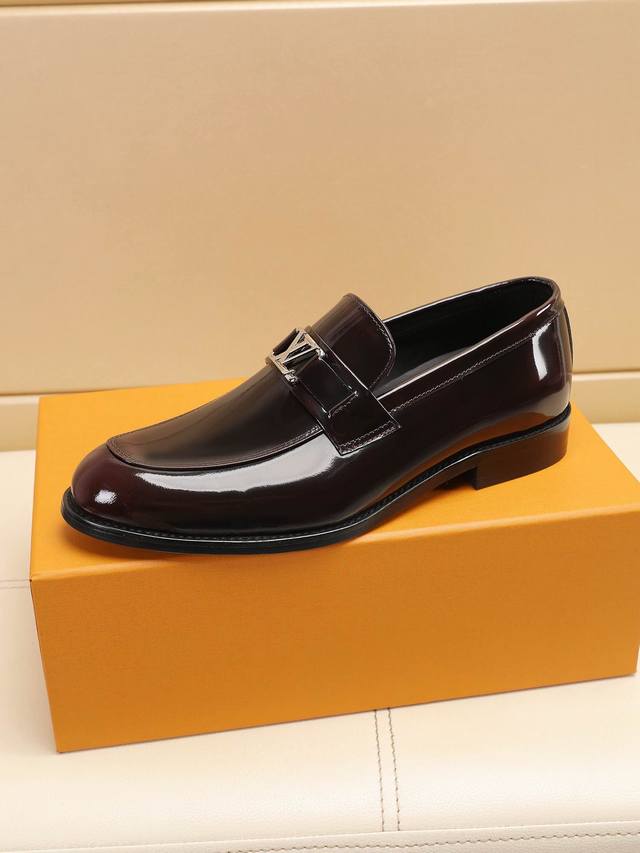 Factory Price Louis Vuitton New Men's Casual Business Leather Shoes, replicas of