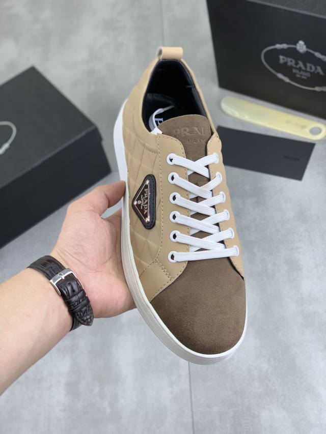 Factory Price: P. Real Price: High-Quality, Breathable, and Comfortable Prada Me