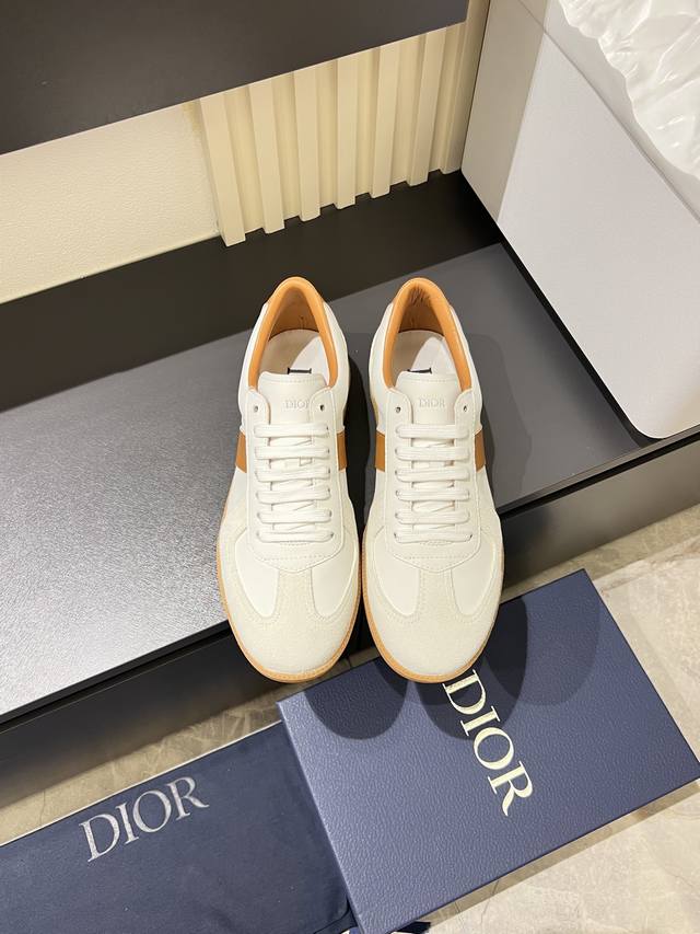 Dio* Sizes: 38-44-45 Custom Made. This is the top-of-the-line Dior B01 sneaker f
