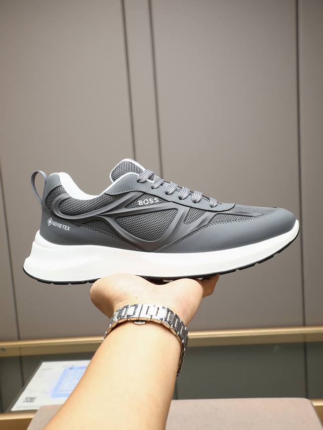 Boss men's casual sneakers, original molded, with an upper made of imported Ital