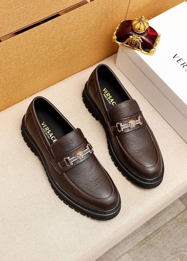 Product Brand: Versace Versace casual leather shoes Standard sizes: 38-44 45.46