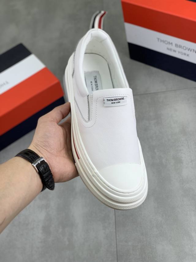 Factory Price (P) Thom Browne Official Website Original Hot Selling Sneakers. To