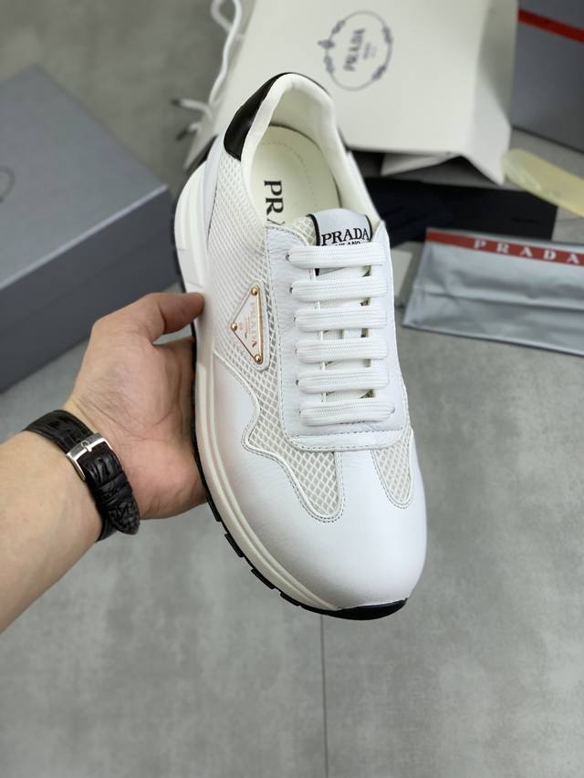 Factory Price, Actual Price, Official Website Hot Seller, Prada's flagship model