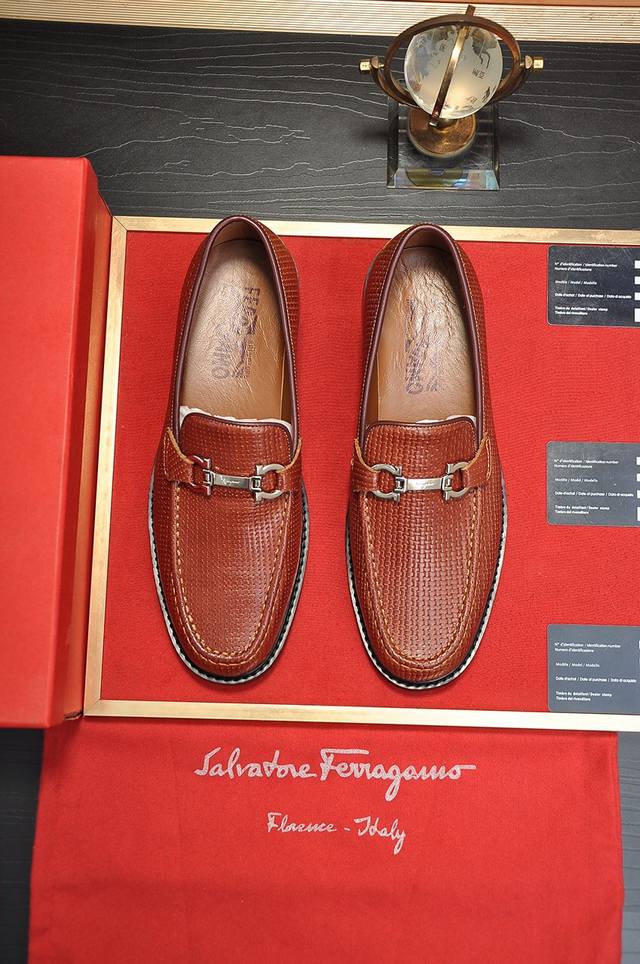 Factory Price P Ferragamo full cowhide lining casual formal men's shoes Hong Kon