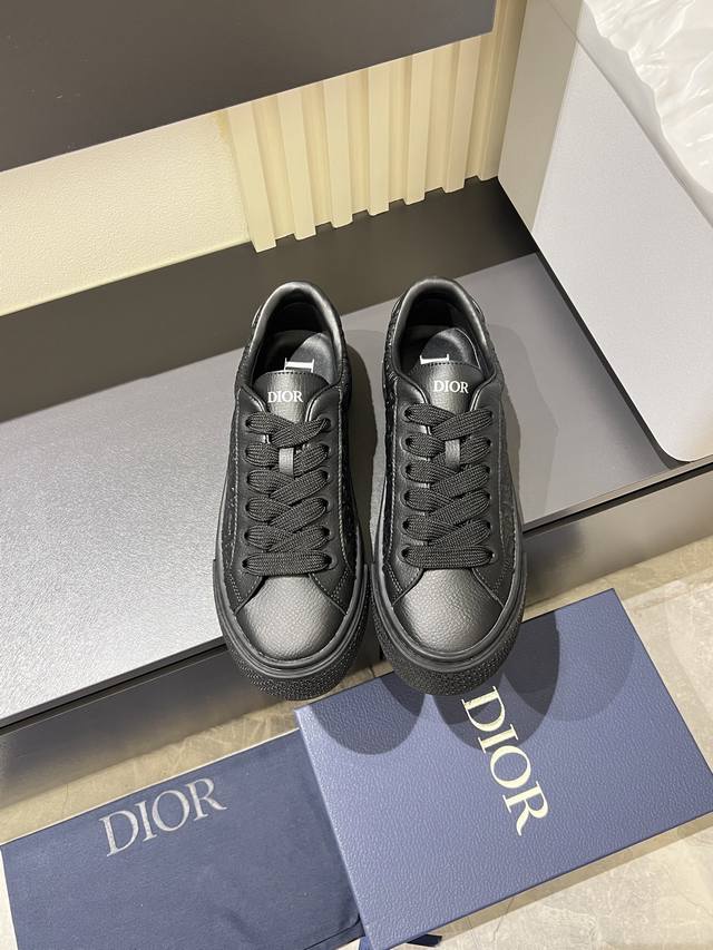 Dior B33 sneakers in brown and cream jacquard with brown high-mercerized suede u