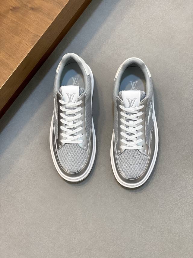 L New men's high-end casual sports shoes, made of imported top-grain cowhide wit