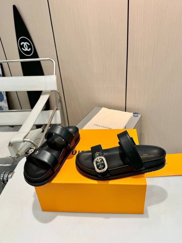 Luxury Edition 223 Lv counter featured, new arrivals from the Louis Vuitton offi