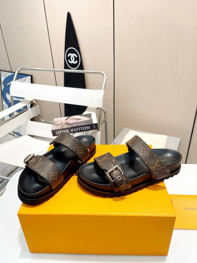 Luxury Edition 223 Lv counter featured Louis Vuitton's new spring/summer arrival