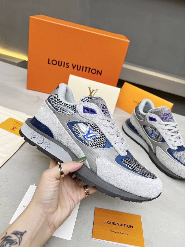 New colorway of this popular couple's LV sneaker, a catwalk model, a 1:1 develop