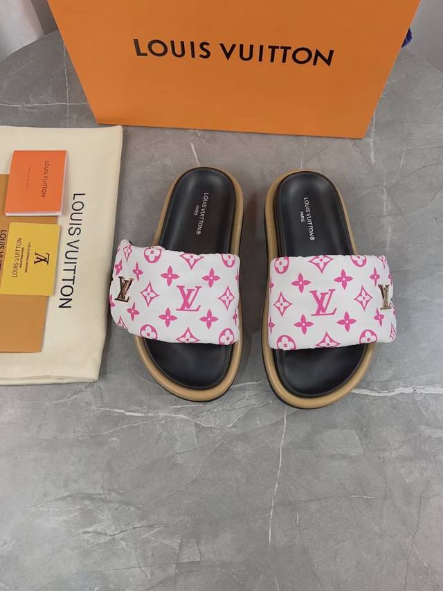 Lv Donkey L brand's popular embossed logo sandals. These Pool Pillow Comfort fla