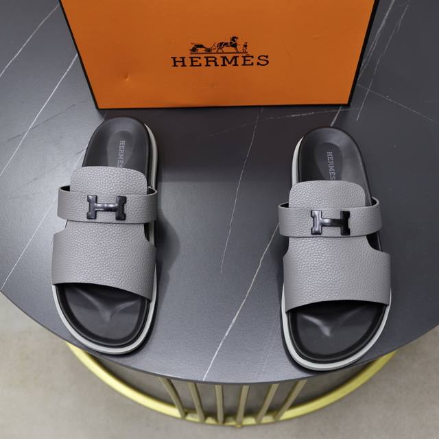 Factory Price: Hermes New Hermes Slippers, Made of Cowhide Leather, Wear-Resista
