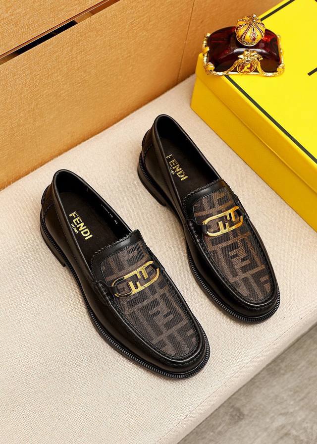 Product Brand: Fendi Fendi casual leather shoes Standard sizes: 38-44 45 Customi