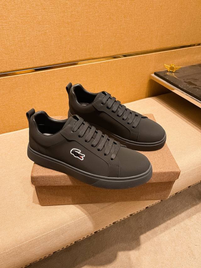 Factory-Patch Crocodile men's shoes, a 1:1 replica from the official website of