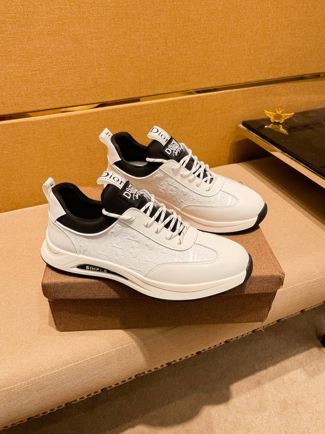 Factory-Patch Dior men's shoes, a 1:1 replica of the high-end brand's official w
