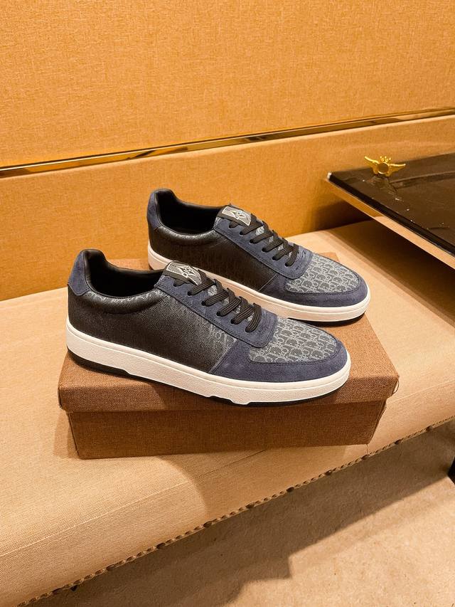 Factory-Patch Dior men's shoes, a 1:1 replica of the high-end brand's official w