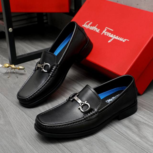 factory price men's sports shoes original product trademark: Ferragamo Salvatore