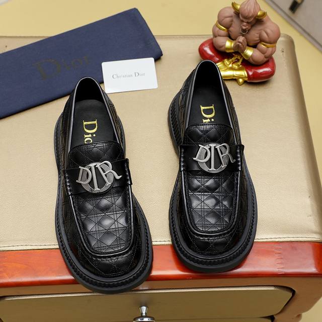 Factory Price Men's Sports Shoes Original Dior Hong Kong Counter New Casual Men'