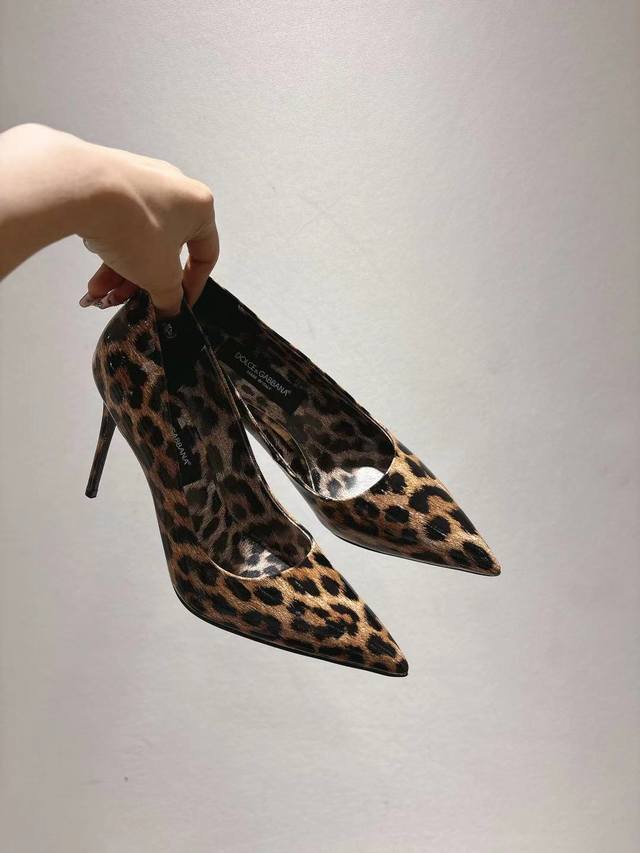 factory P price women's sports shoes original original leopard print patent leat