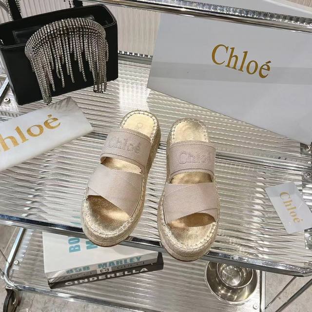 Factory Price Women's Shoes Sports Original Chloe Counter Synchronized Launch of