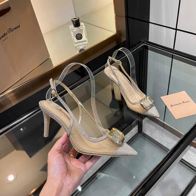 Factory Price Women's Shoes and Sportswear Original Gianvito Rossi 2025 New Slip