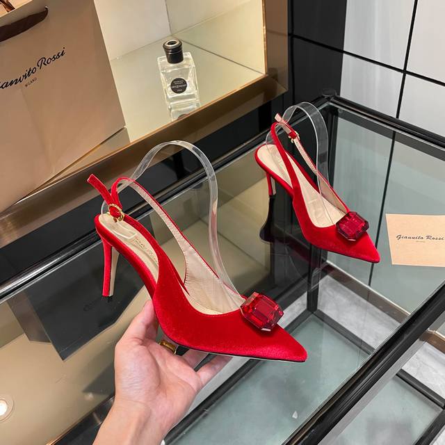 Factory Price Women's Shoes and Sportswear Original Gianvito Rossi 2025 New Slip