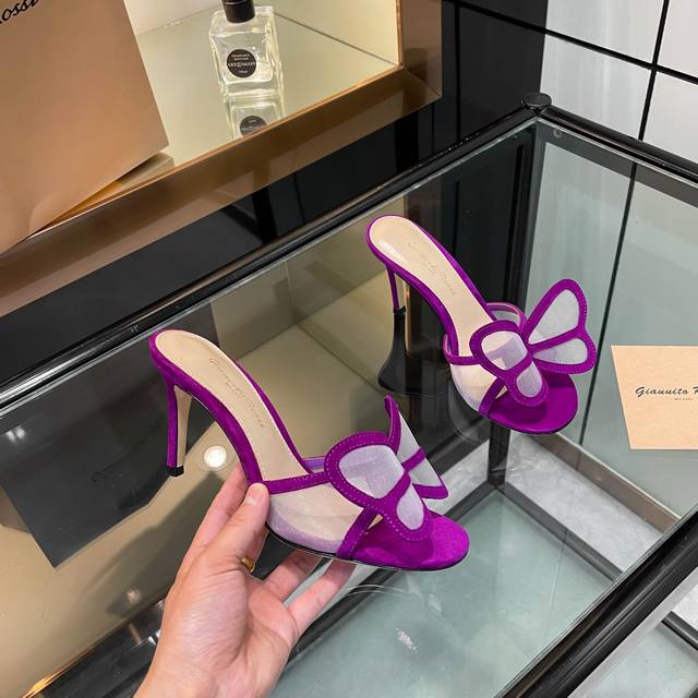 Factory Price Women's Shoes, Original Gianvito Rossi 2025 New Slippers, Original