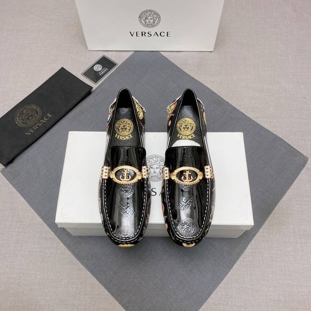 Factory Price Men's Sports Shoes, Original Versace, New Style, 2025 Milan Men's