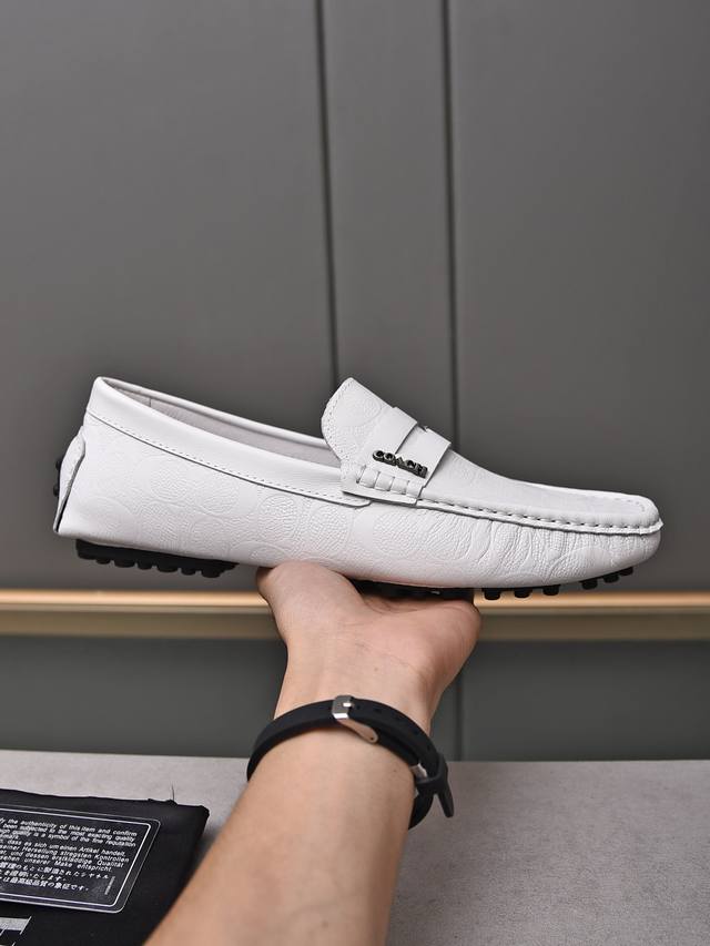 Coach's exclusive new loafers, are a casual, fashionable, and versatile style pe