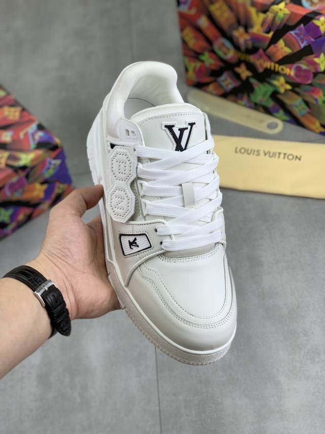 Factory Price (P) - Real Louis Vuitton Original New LV Louis Vuitton* LV Classic