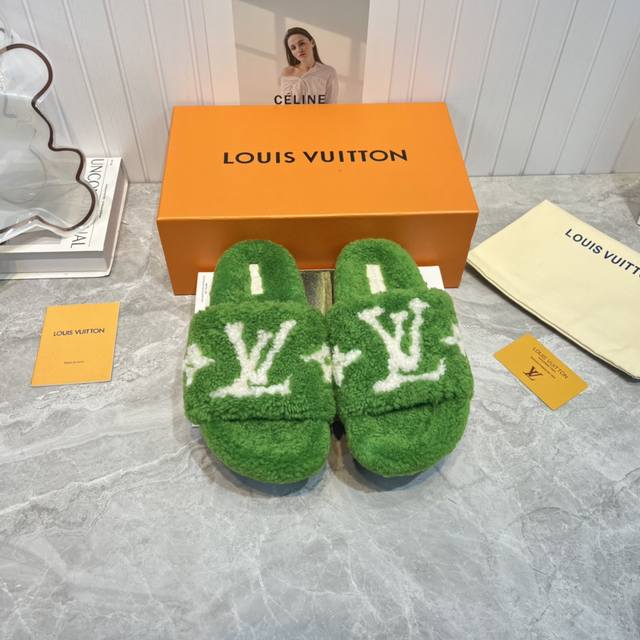 Louis Vuitton 22 new wool slippers are made of top quality pure lambskin! The up