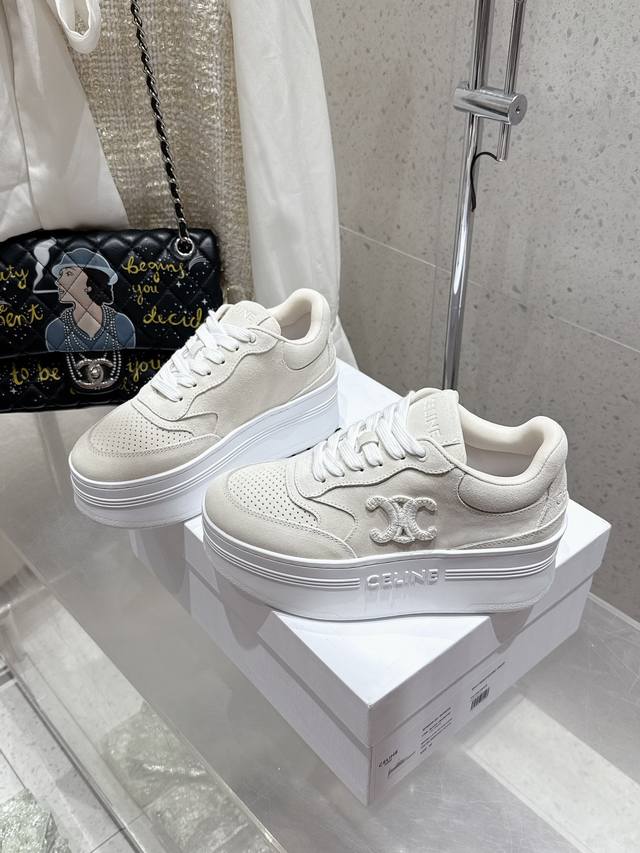 top-of-the-line Celine 25 latest Block series lace-up casual sneakers. Triomphe