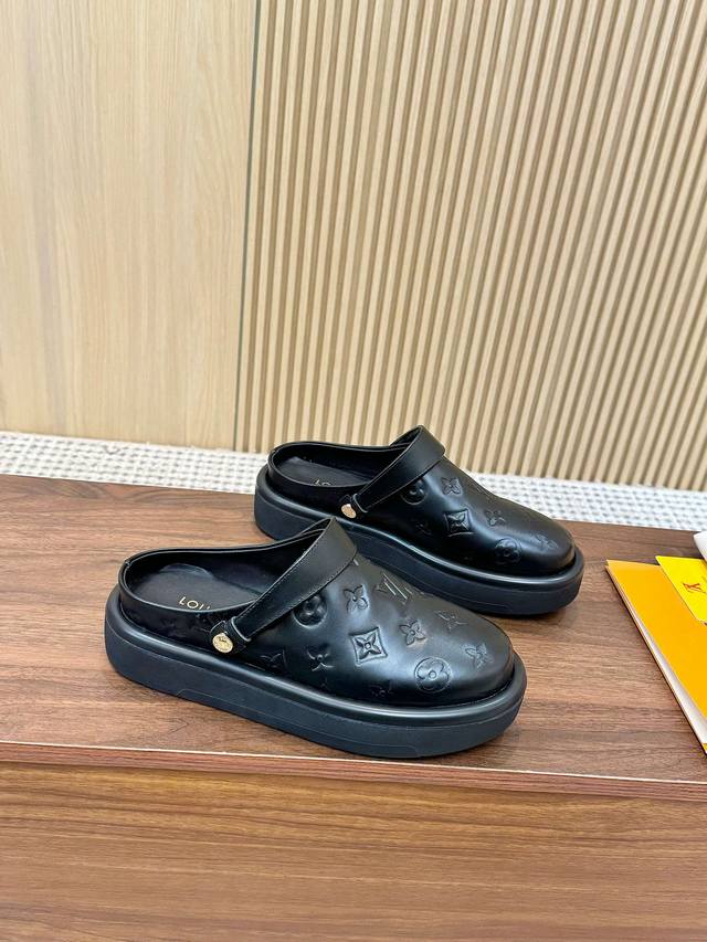 2025 Spring Louisvuitt On Fw New Arrival ~ LV Aspen Platform Slippers. Louisvuit