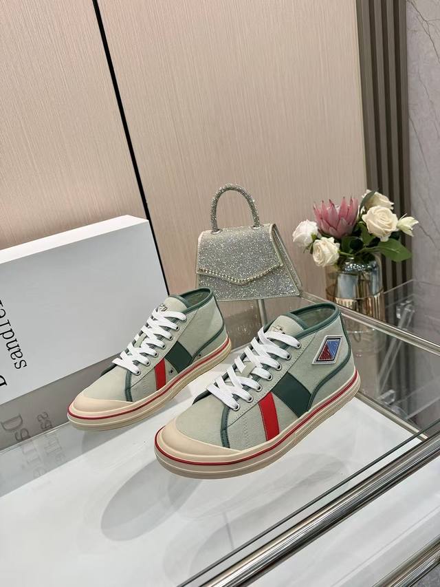 Factory Price: P Bottega Veneta. This latest Eliot series retro basketball shoe,