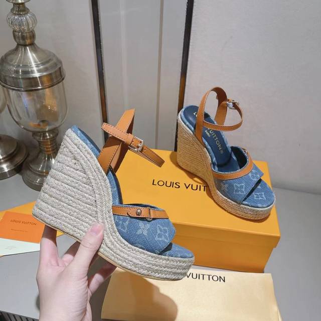 Spring top version LV wedge hemp rope editor sandals classic beautiful legs arti