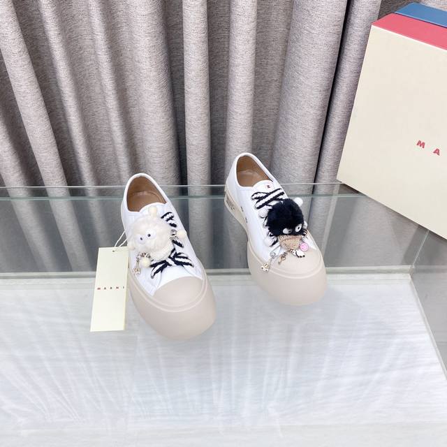 Buckle Bear 15 Shopping-Level Marni Thick-Sole Big Toe Shoes Upgraded. The chipp