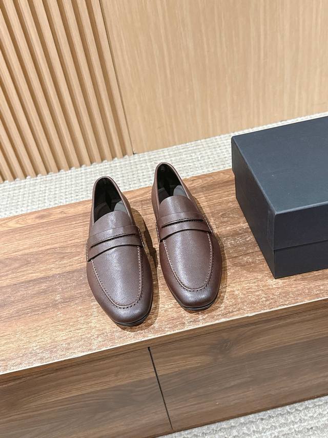 Made in Dongguan Zegna Mocassin Grained Nubuck Leather Loafers. Ultra-soft natu