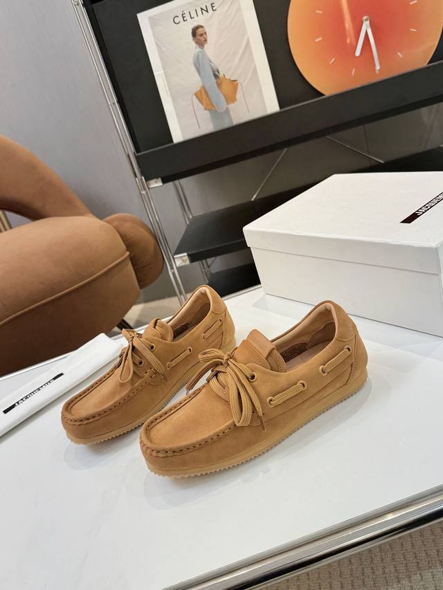 Price: Brand: Jacqumus, a niche fashion brand. Jacquemus 25 Spring/Summer new sq