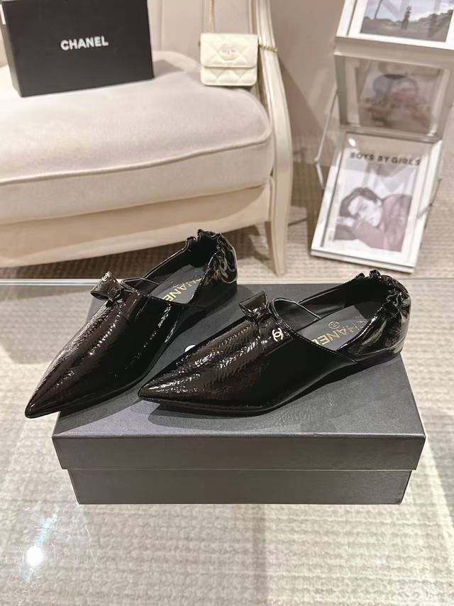 2025A-2 upper; imported small-medium wrinkled patent leather lining; silk sheeps