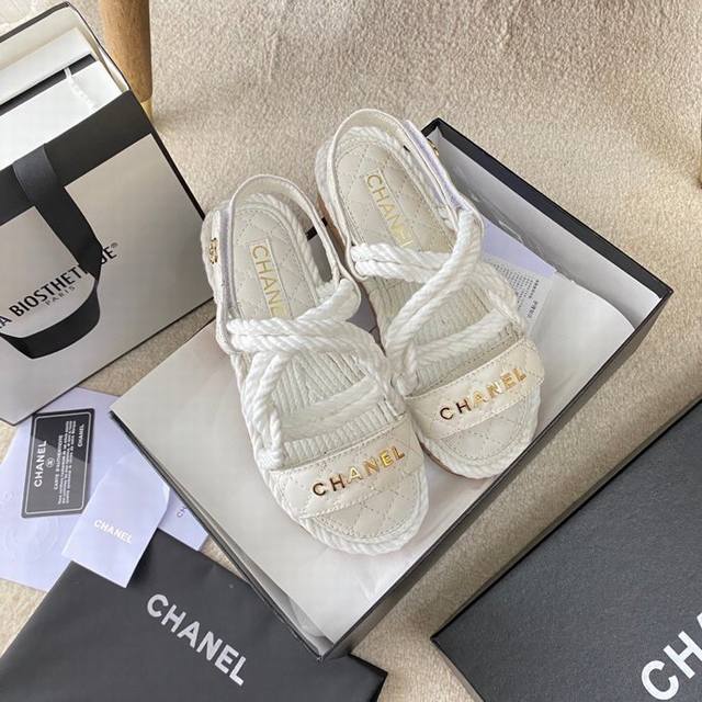 Factory Price: P, an absolute bestseller! Coco Chanel always said, "Shoes are th