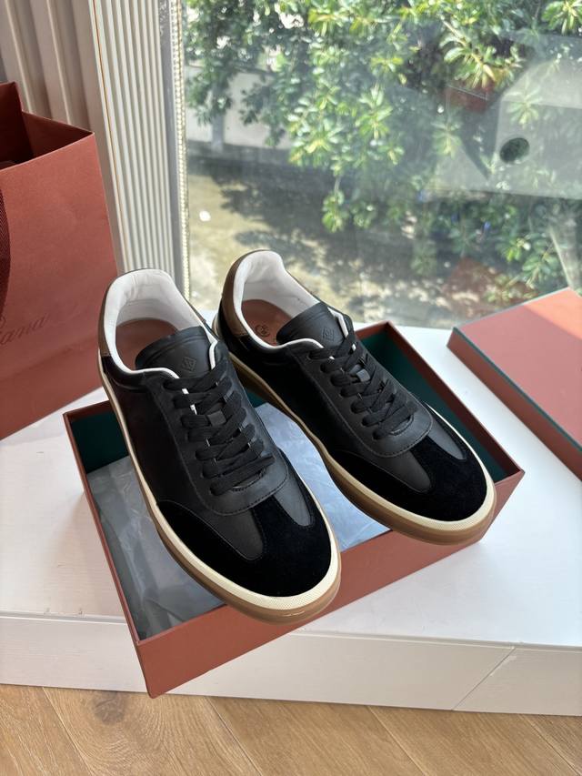 Men's 10G131 WYSIWYG Loro Piana Smooth Loafers. Made of premium Italian cashmere