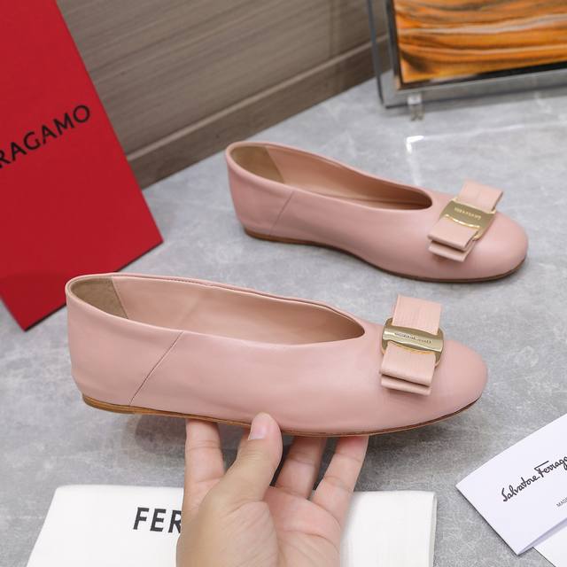 Premium Edition Salvatore Ferragamo women's shoes, the Italian empire of women's