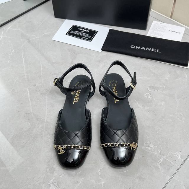 Chanel 25Ss new Mary Jane sandals are a huge hit at the counters, with pictures