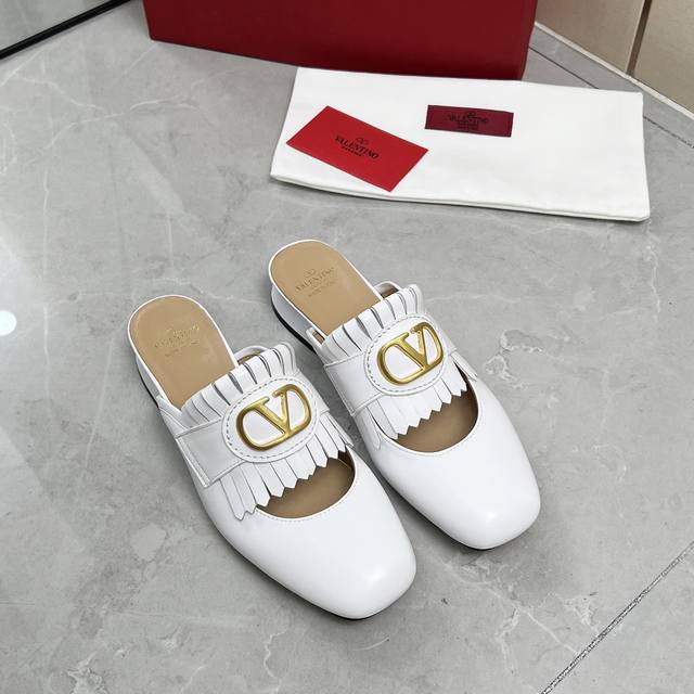 Slippers Valentino 25 New Tassel Slippers Upper: Korean Wax Leather Lining: Shee