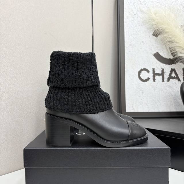 2025 Chanel ankle boots, a must-have for this fall and winter season! These Chan