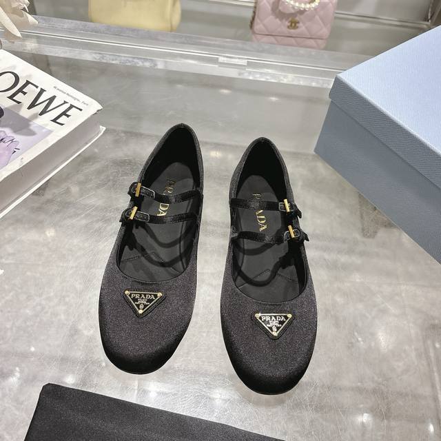 Prada 2025Ss Spring/Summer new products are on sale. Mary Jane flat ballet shoes