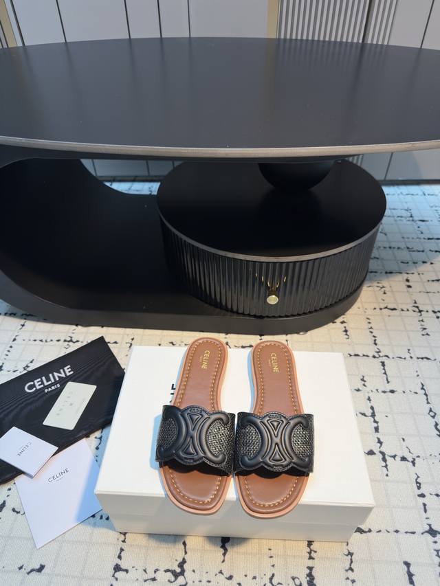Celine's new 2025 summer Arc de Triomphe flat flip flops are full of French roma