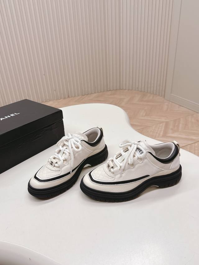 Chanel 25B new panda sneakers. Panda shoes. Chanel 2025Ss popular panda shoe col